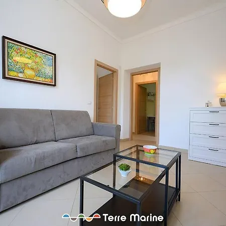 Nettuno, Terremarine Lägenhet