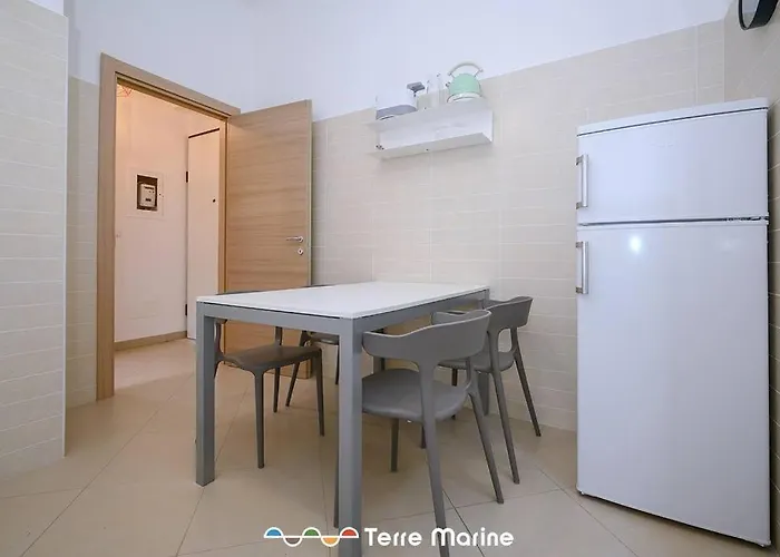 Nettuno, Terremarine 아파트