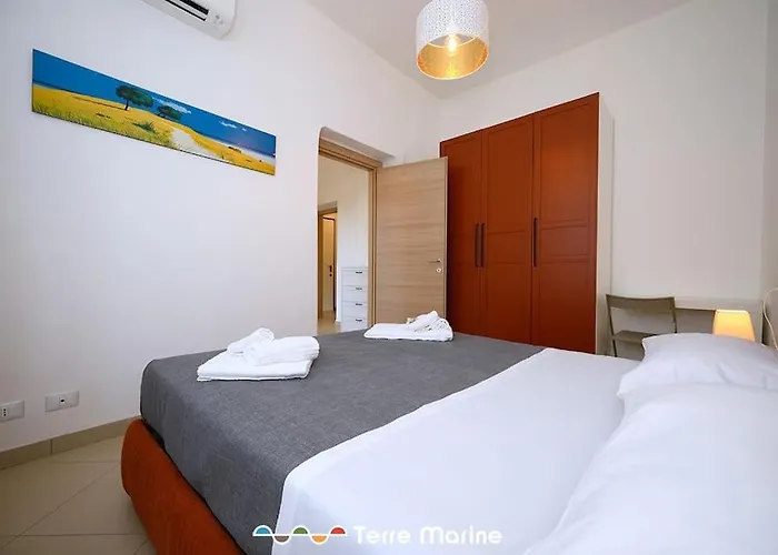 Nettuno, Terremarine Monterosso al Mare